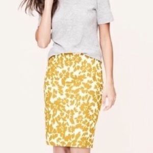 LOFT Floral Pencil Skirt Size 10 NWT